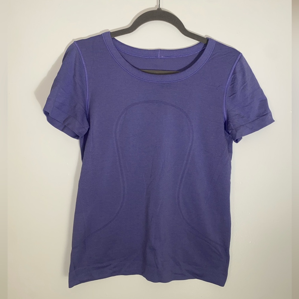 Lululemon Swiftly Tech Short Sleeve Shirt in Dark Lavender